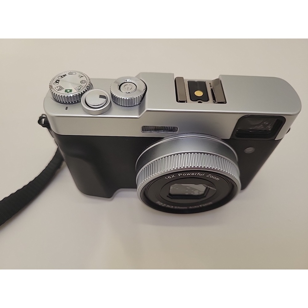 4K Ultra HD Digital Camera DC202 16X Zoom Auto Focus Vlogging w/ 32GB SD